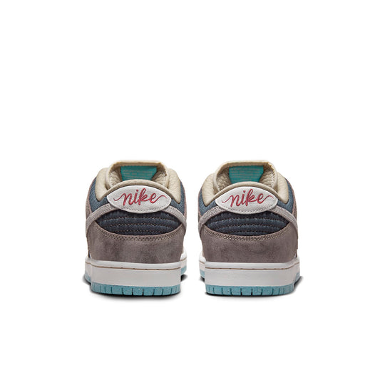 Nike SB Dunk Low 'Big Money Savings'