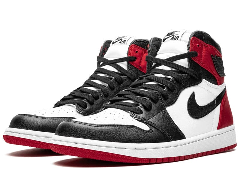 AIR JORDAN 1 RETRO HIGH 'SATIN BLACK TOE'